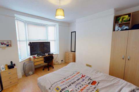 3 bedroom terraced house to rent, Derwent Street, Lincoln, LN1