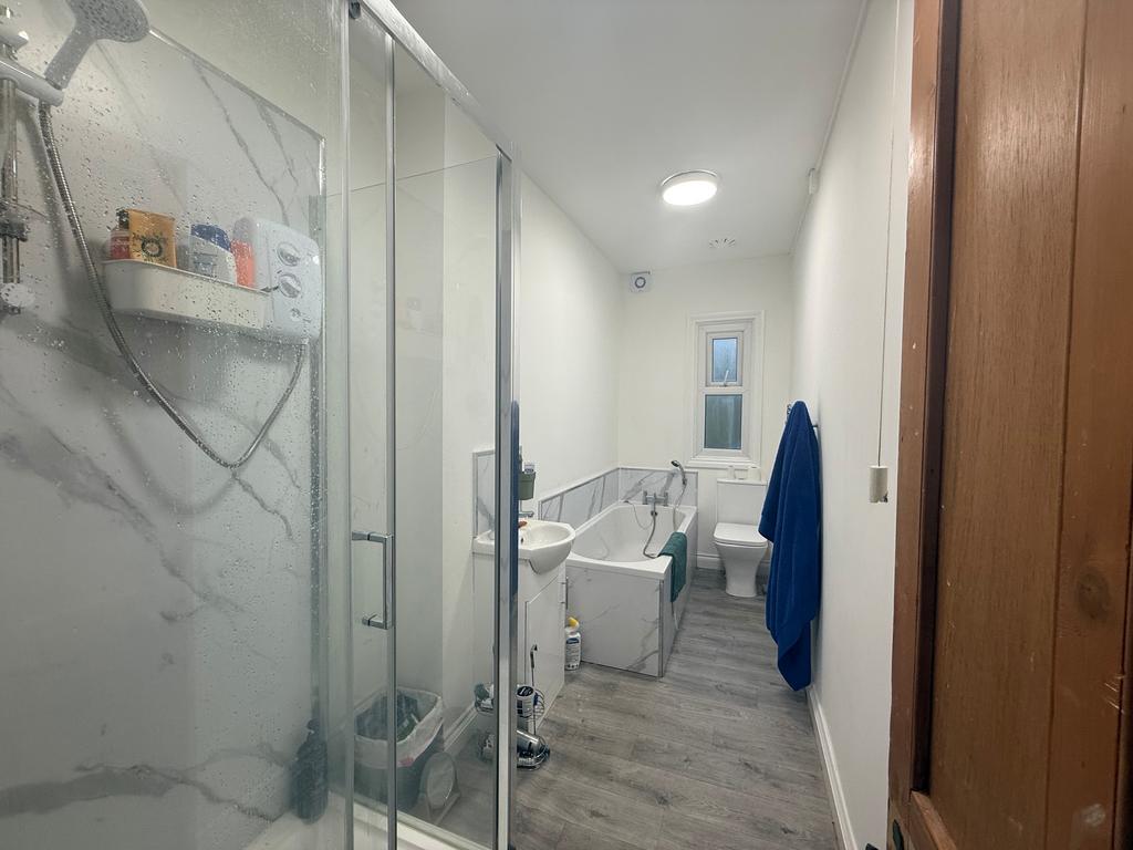 Bathroom 2