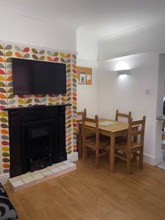 4 bedroom terraced house to rent, Sibthorp Street, Lincoln, LN5