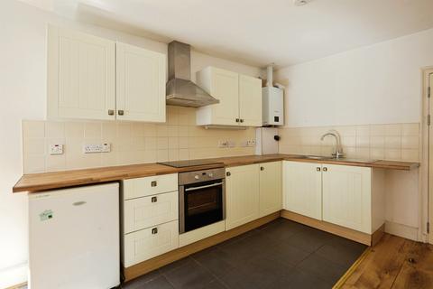2 bedroom flat for sale, High Street, Shaftesbury