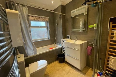 3 bedroom house to rent, Otway Street, Chatham, ME4