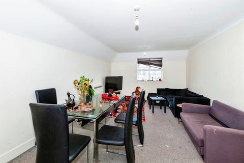 undefined, Tobermory Close, Slough