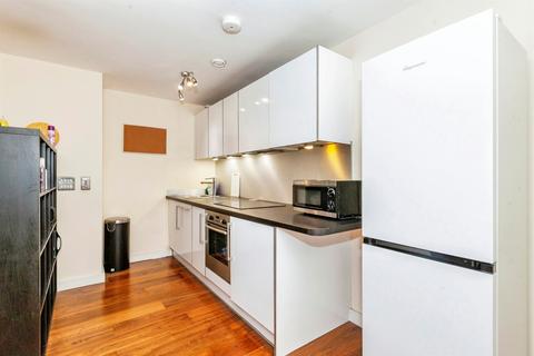 1 bedroom flat for sale, High Street, Slough