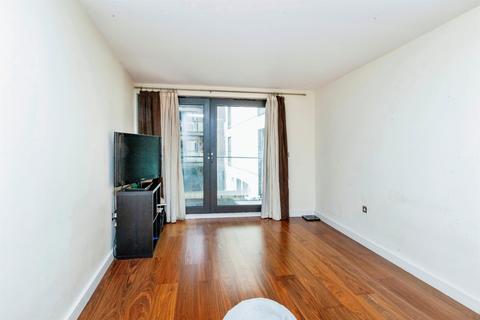 1 bedroom flat for sale, High Street, Slough