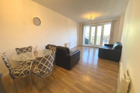2 bedroom flat for sale, Aspects Court, Slough