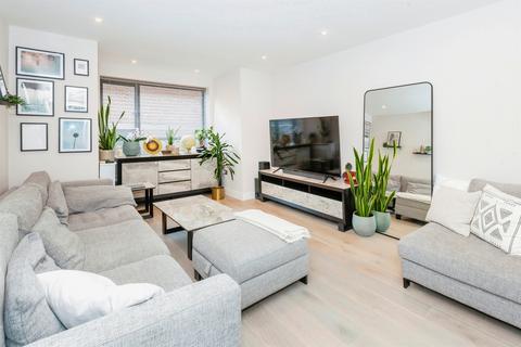 2 bedroom apartment for sale, Chalvey Park, Slough