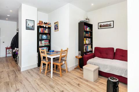 undefined, Nixey Close, Slough