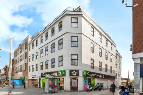 3 bedroom flat for sale, High Street, Slough