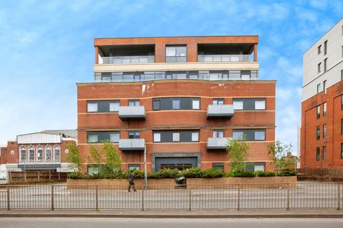 1 bedroom flat for sale, Bath Road, Slough