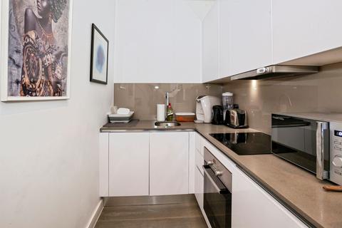 1 bedroom flat for sale, Bath Road, Slough