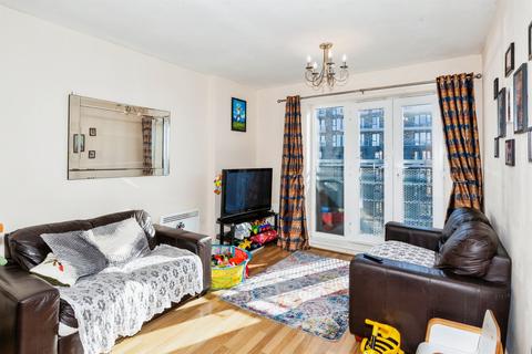 1 bedroom flat for sale, Aspects Court, Slough