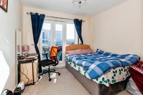 1 bedroom flat for sale, Aspects Court, Slough