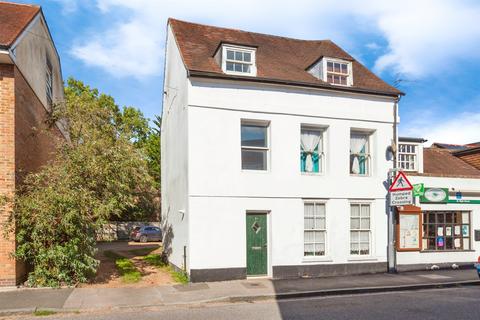 2 bedroom character property for sale, High Street, Colnbrook, Slough