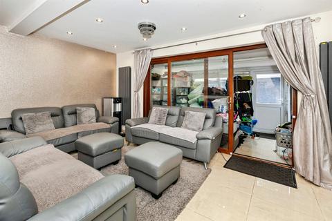 undefined, Rochfords Gardens, Slough
