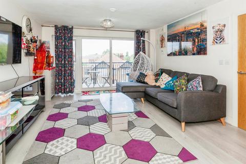 2 bedroom flat for sale, Windsor Road, SLOUGH