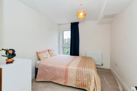2 bedroom apartment for sale, Windsor Road, Slough