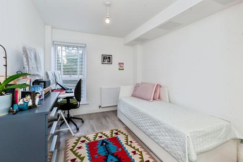 2 bedroom flat for sale, Windsor Road, Slough