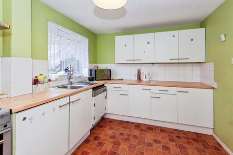 undefined, Rochfords Gardens, Slough