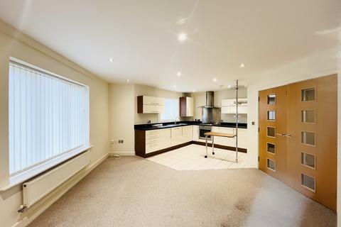 2 bedroom apartment to rent, Levetts Gate, Lichfield, WS13