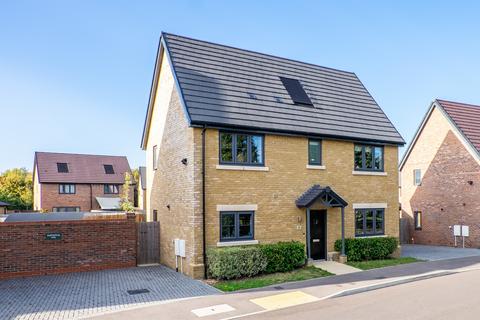 3 bedroom detached house for sale, Edgelake, Sittingbourne