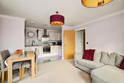 2 bedroom flat for sale, Jubilee Street, Sittingbourne