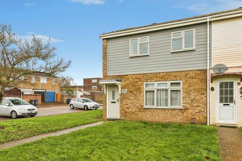 Queens Gardens, Eaton Socon, ST. NEOTS