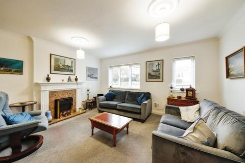 2 bedroom detached bungalow for sale, Ernsford Close, Dorridge, Solihull