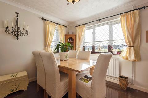 undefined, Kings Pond Close, Dunton, Biggleswade