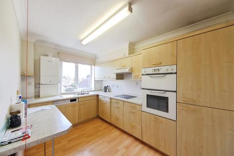 2 bedroom apartment for sale, Deerhurst Court, Solihull