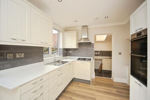 3 bedroom semi-detached house for sale, Lyndon Road, Solihull