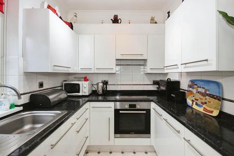 2 bedroom flat for sale, Regent Street, Leamington Spa