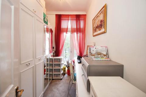 2 bedroom flat for sale, Regent Street, Leamington Spa
