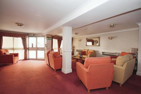 2 bedroom ground floor flat for sale, Regent Street, Leamington Spa