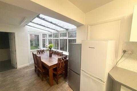 5 bedroom house to rent, Charter Avenue, Coventry, CV4