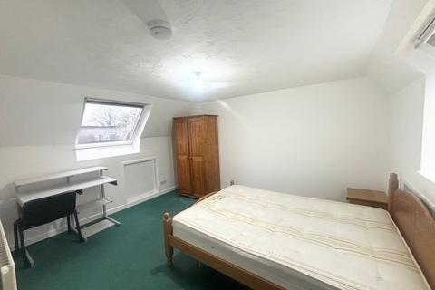 5 bedroom house to rent, Charter Avenue, Coventry, CV4