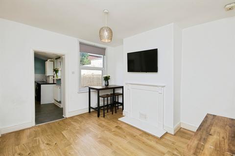 2 bedroom end of terrace house for sale, Victoria Street, Nottingham NG9