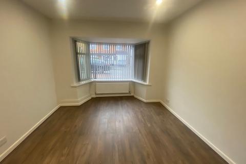 3 bedroom house to rent, Planetree Road, Sutton Coldfield, B74