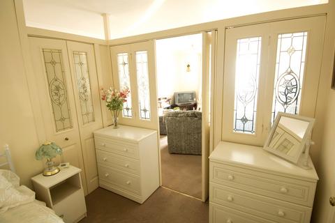 1 bedroom flat for sale, Regents Park Road, Southampton
