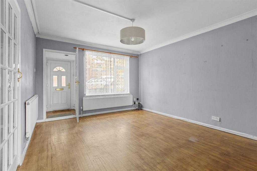 3 Hepplewhite Close, HP13 6 BZ-8.jpg