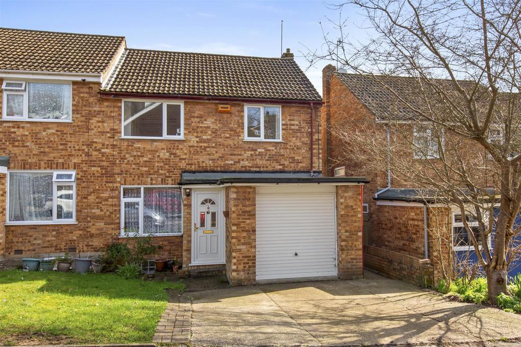 3 Hepplewhite Close, HP13 6 BZ-15.jpg