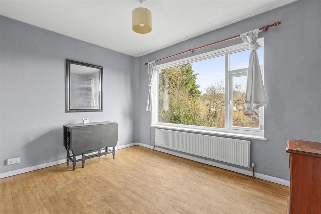 3 Hepplewhite Close, HP13 6 BZ-7.jpg