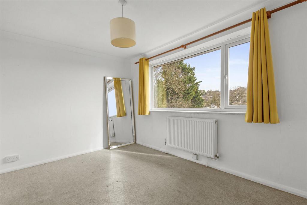 3 Hepplewhite Close, HP13 6 BZ-3.jpg
