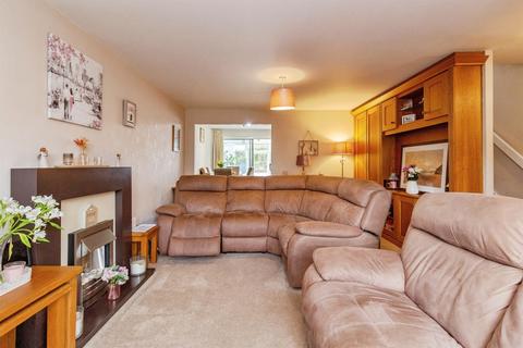 4 bedroom link detached house for sale, Bradshaw Way, Stafford