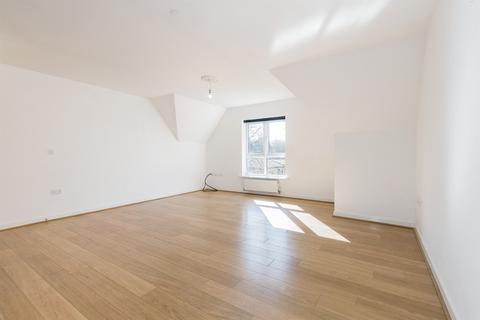 2 bedroom flat for sale, Archers Road, Southampton