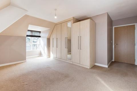 2 bedroom flat for sale, Archers Road, Southampton