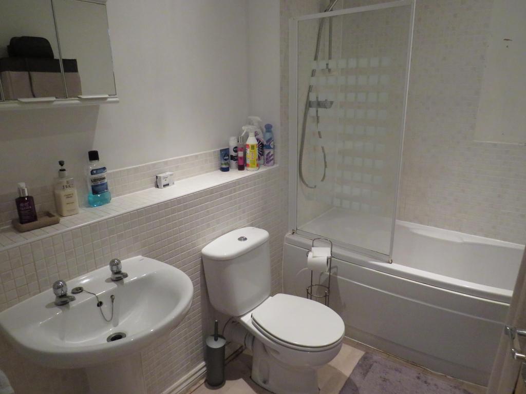 2 bathroom
