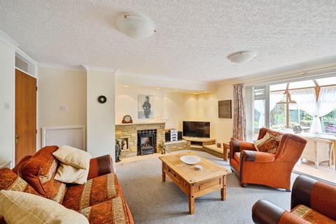 3 bedroom link detached house for sale, Darnford Close, Stafford