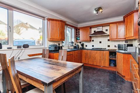 4 bedroom detached house for sale, Tixall Road, Stafford