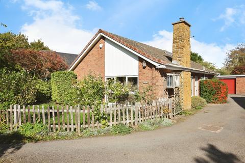 3 bedroom detached bungalow for sale, Windmill Lane, Ladbroke, Southam