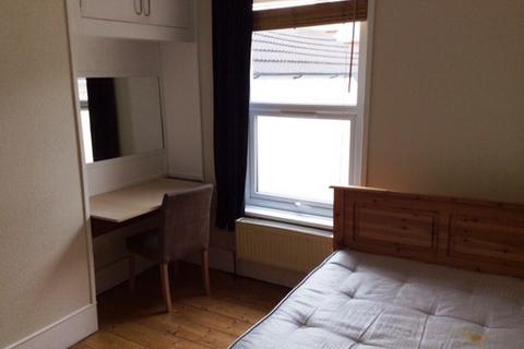 undefined, Southampton, SO14